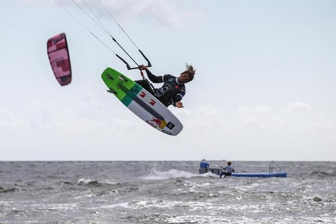 Airton pulled out all the stops in the final but it was to be Matchu's day – GKA Kite-Surf World Tour ©  Joern Pollex